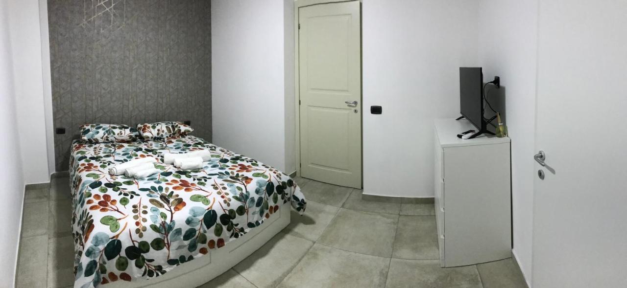 Hotel Nadyle House à Naples Extérieur photo