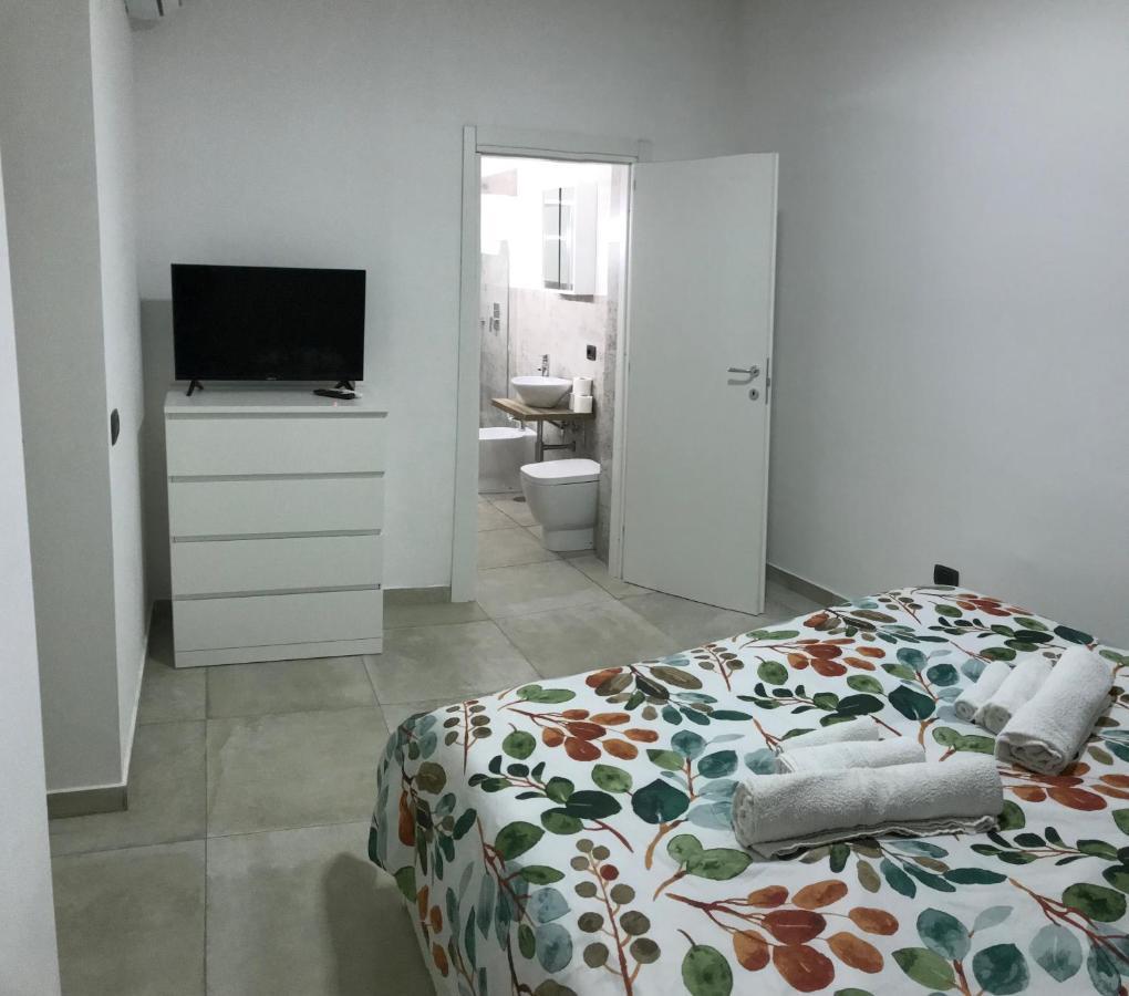 Hotel Nadyle House à Naples Extérieur photo